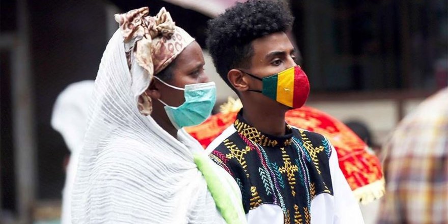 Doğu Afrika ülkelerinde günlük Kovid-19 vakası sayısında rekor kırıldı