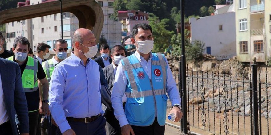 Bakan Kurum'dan selden etkilenen Doğankent'te 150, Dereli'de 200 konut müjdesi