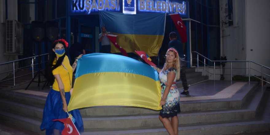KUŞADALI UKRAYNALILAR’IN BAĞIMSIZLIK GÜNÜ COŞKUSU