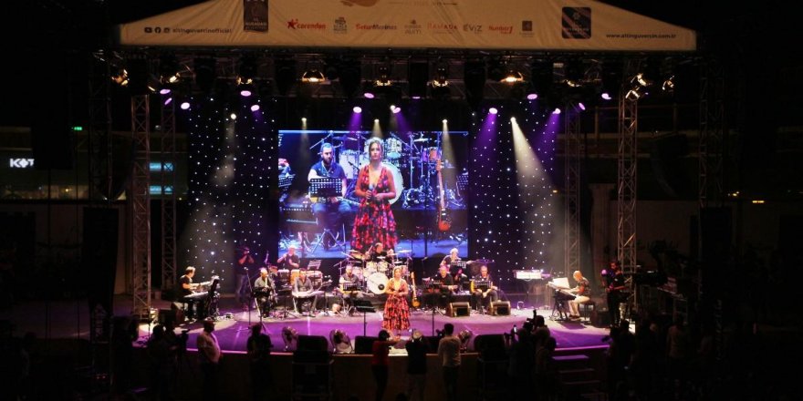 KUŞADASI’NDA ALTIN GÜVERCİN HEYECANI BAŞLADI