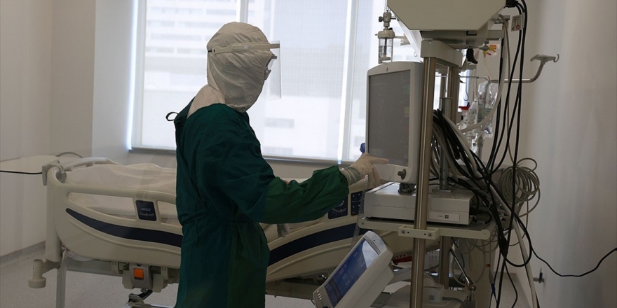 Türkiye'de Kovid-19'u Yenenlerin Sayısı 240 Bin 792'ye Ulaştı