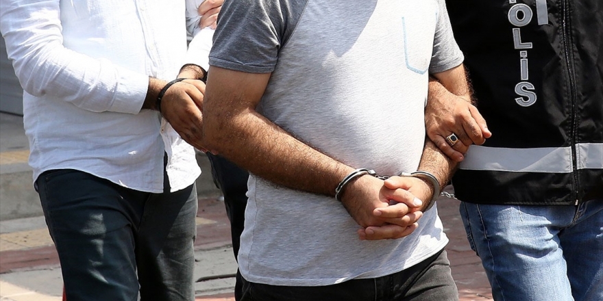 Fetö'nün 'Mahrem İmam' Yapılanmasına Yönelik Operasyonda 24 Şüpheli Gözaltına Alındı