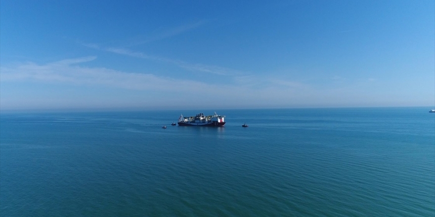 'Türkiye, Milli Enerji Politikasıyla Bölgede Söz Sahibi'