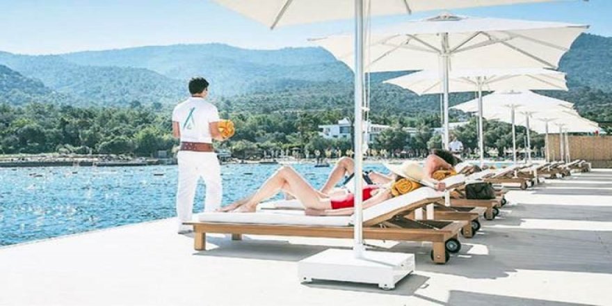 Kıyılarda ‘beach işgali'; giriş ücreti 300 lira