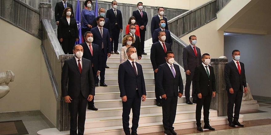 Kuzey Makedonya'da Yeni Hükümet Güvenoyu Aldı