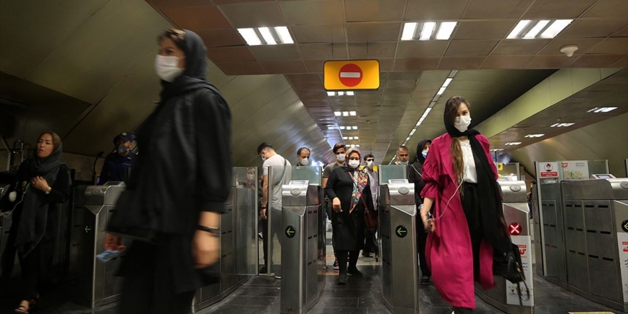 İran'da Kovid-19 Nedeniyle Son 24 Saatte 109 Kişi Hayatını Kaybetti