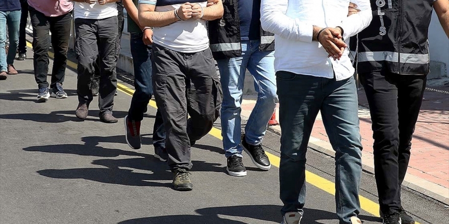 İstanbul Merkezli 30 İlde Düzenlenen FETÖ'nün TSK Yapılanmasına Yönelik Operasyonda 59 Kişi Yakalandı