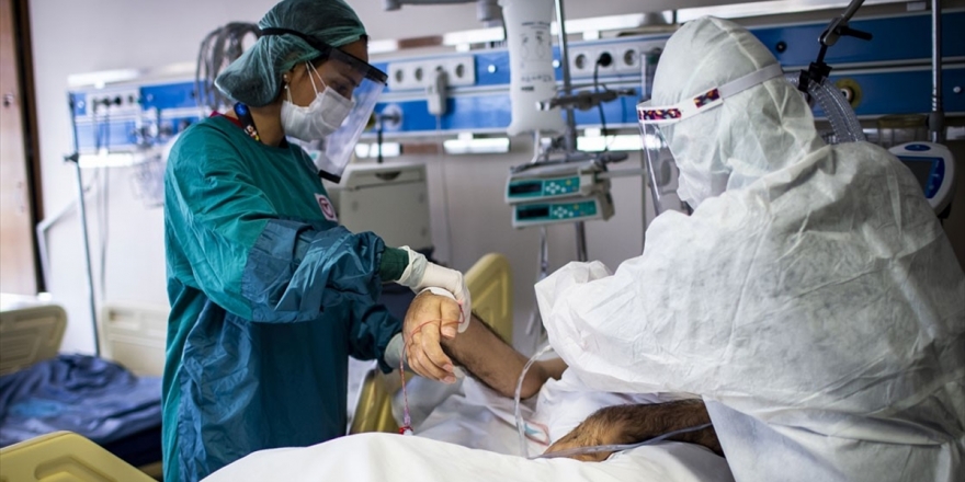 Kovid-19 Kalbi Tuttuğunda Ölüm Riski Artıyor