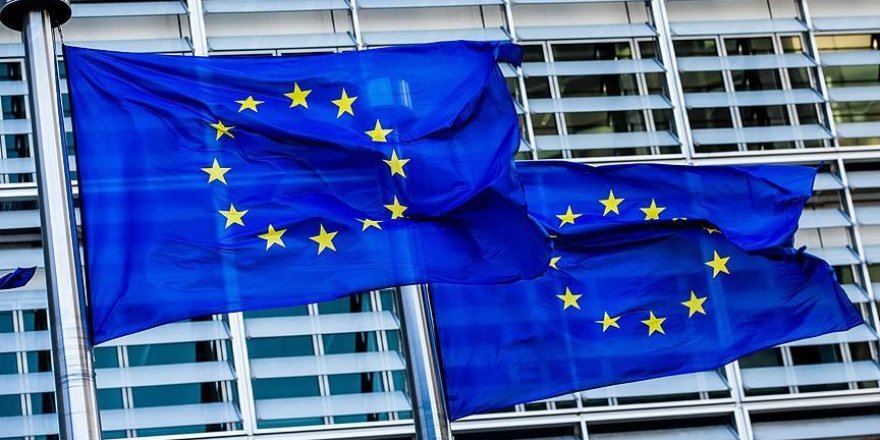 AB'den sınırlarını kapatan Macaristan'a tepki