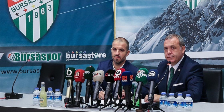 Bursaspor, Teknik Direktör Mustafa Er İle Sözleşme İmzaladı