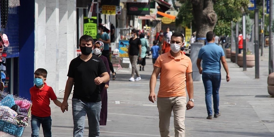 Konya'da Düğün Ve Toplu Organizasyonlara Kovid-19 Sınırlaması