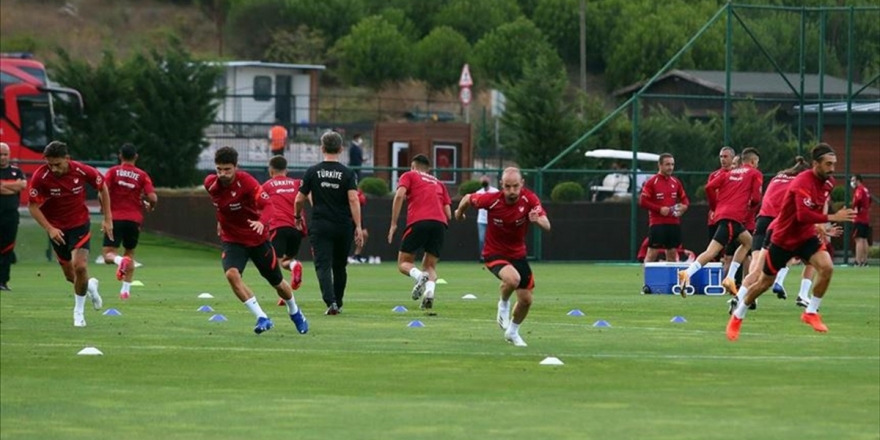 A Milli Futbol Takımı'nın Macaristan Maçı Hazırlıkları Sürüyor