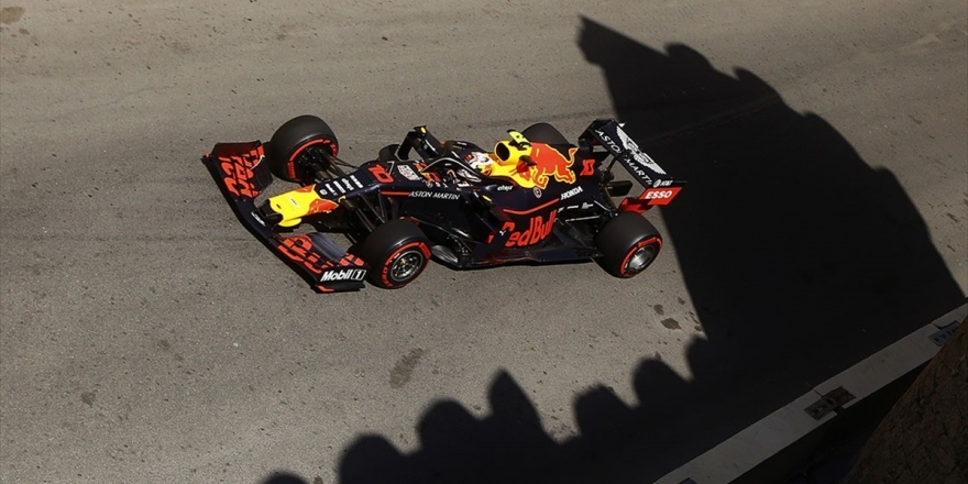 F1 İtalya Grand Prix'sini Pierre Gasly Kazandı