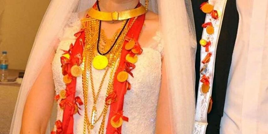 Düğün takısı kimin hakkı? Yargıtay kararını verdi; 'takılar' artık erkeğe de verilebilecek