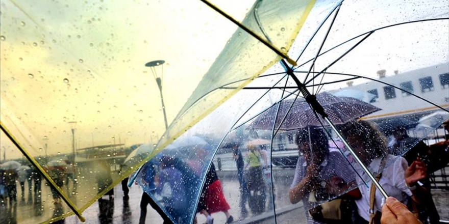 İstanbul'un Anadolu Yakası'nda Sağanak Ve Gök Gürültülü Sağanak Bekleniyor