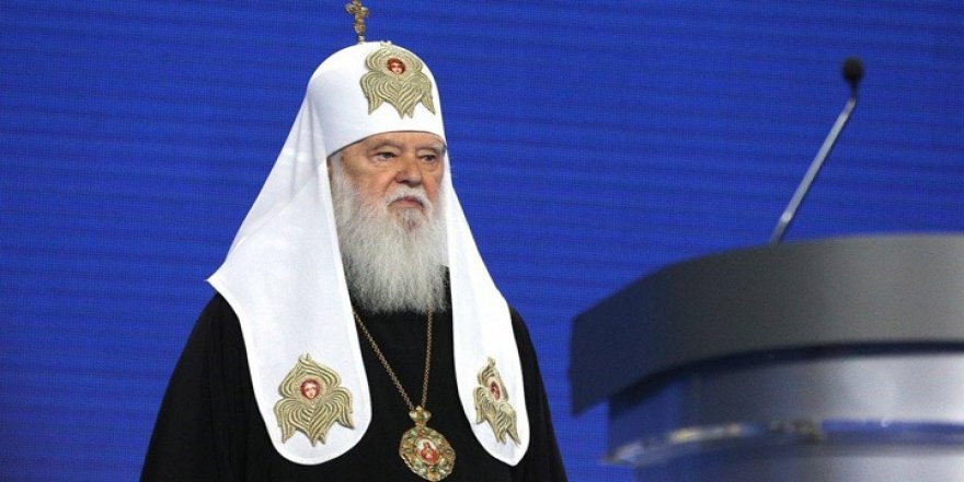 Koronavirüsü Eşçinsel Evliliğe Bağlayan Patrik Koronavirüse Yakalandı