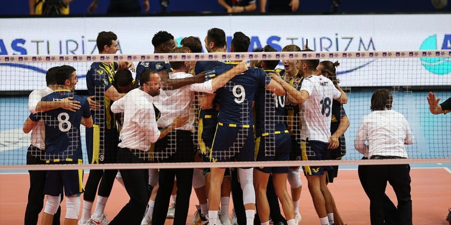 Axa Sigorta Erkekler Şampiyonlar Kupasının Sahibi Fenerbahçe HDI Sigorta