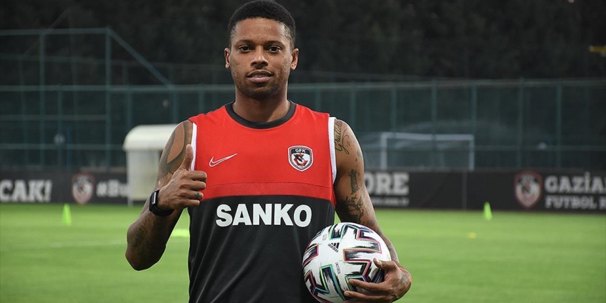 Gaziantep Fk'nin Forveti Felipe: Gollerimle Taraftarları Sevindirmek İstiyorum