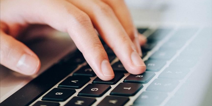 YÖK'ün E-kayıt Hizmeti İle Yaklaşık 400 Milyon Lira Tasarruf Sağlandı