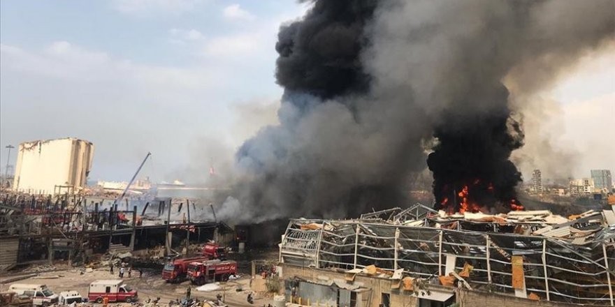 Beyrut Limanı'nda çıkan yangın kontrol altına alındı