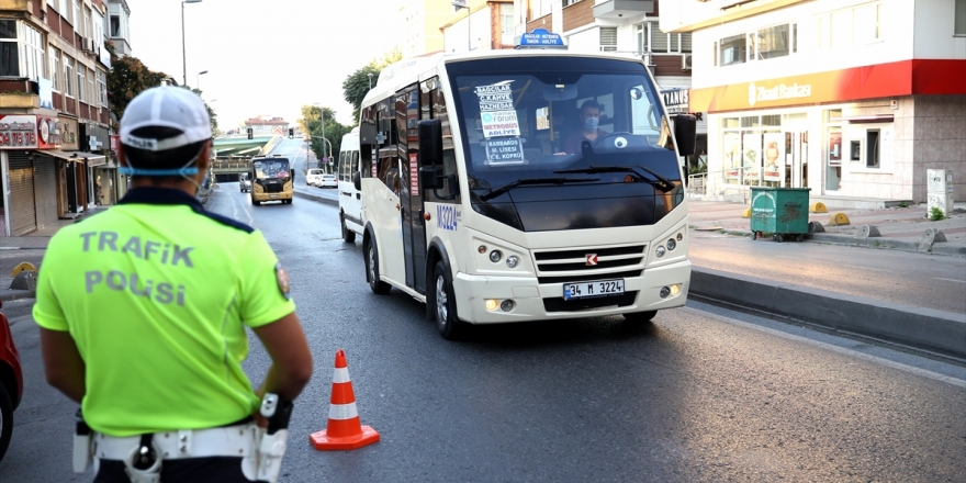 İstanbul'da Kovid-19 Tedbirlerine İlişkin Yeni Toplu Ulaşım Kurallarına Uyuluyor