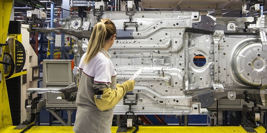 Sanayi Üretimi Kovid-19 Öncesi Seviyesini Geçti