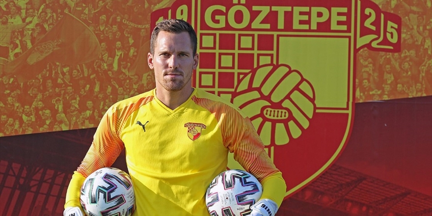 Göztepe Macar Kaleci Megyeri İle Sözleşme İmzaladı