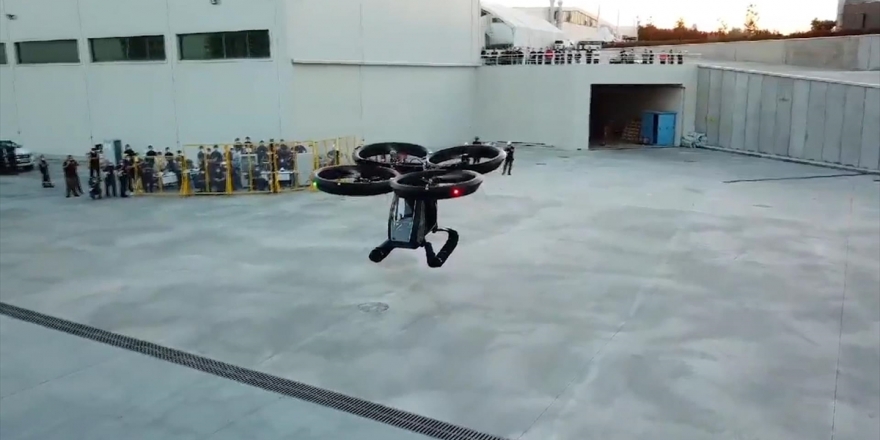 Türkiye'nin İlk Uçan Arabası 'Cezeri' İlk Uçuş Testlerini Başarıyla Tamamladı