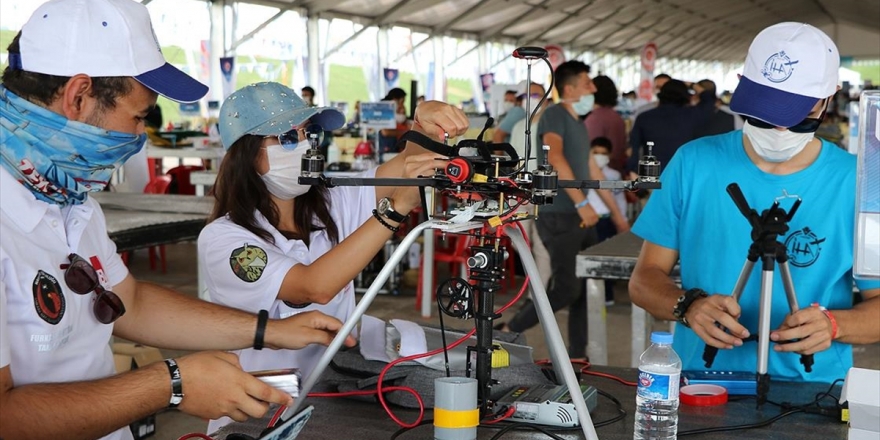 Teknofest Üniversitelerin Sosyal Bilimler Bölümlerindeki Öğrencilerinde ilgisini çekiyor