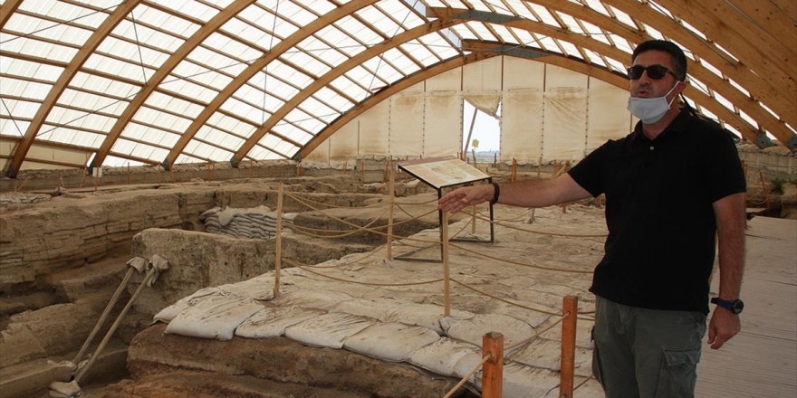 9 Bin Yıllık Tarihe Türk Kazı Başkanı