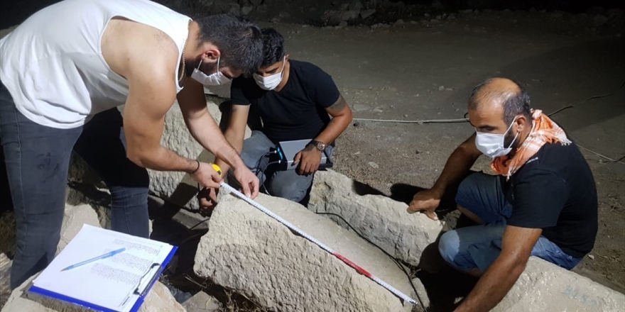 Patara Deniz Feneri'nin Eski İhtişamına Kavuşması İçin 'Hassas' Çalışma Yürütülüyor