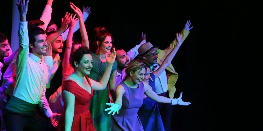 GELECEĞİN TİYATROCULARI JÜRİ KARŞISINA ÇIKTI