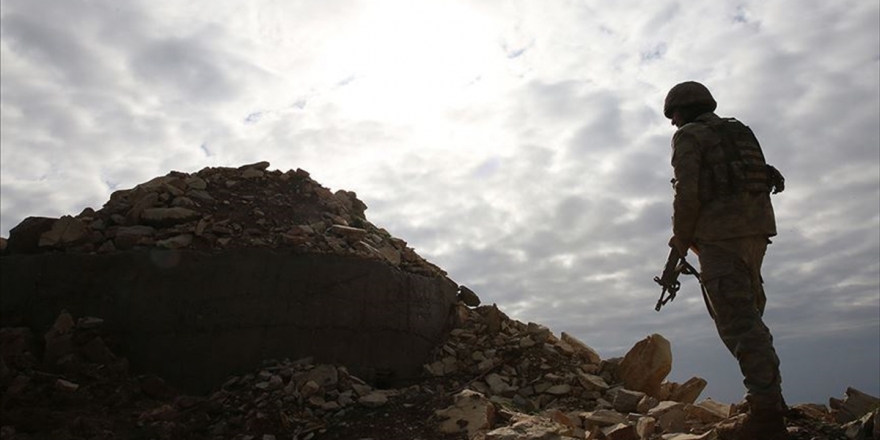 Terör Örgütünde 28 Yıldır Faaliyet Gösteren Terörist İkna Yoluyla Teslim Oldu