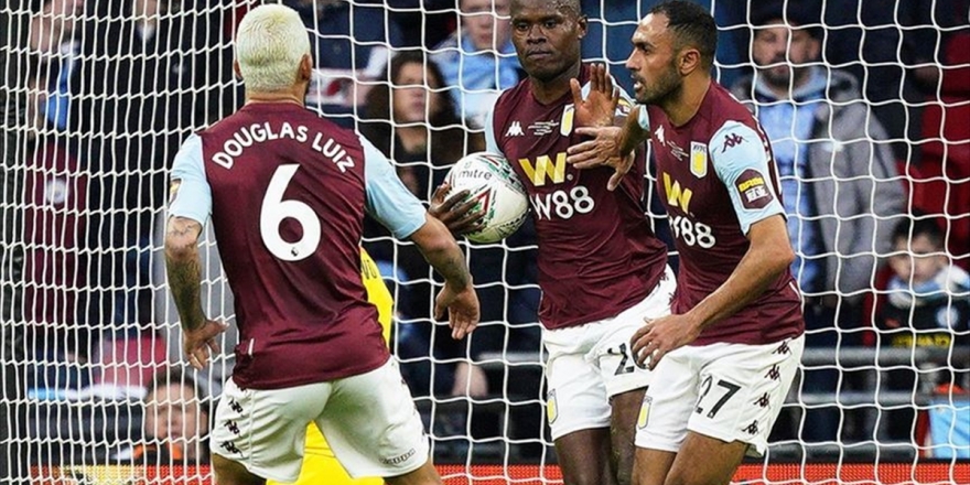 Fenerbahçe Samatta'yı 4 Yıllığına Kadrosuna Kattı