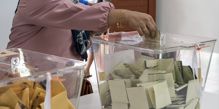 MAK'ın Son Anketi: 3 Parti Barajı Geçebiliyor