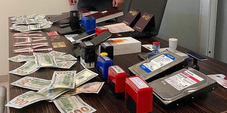 Makale Vaadiyle Akademisyenleri Dolandırdılar!