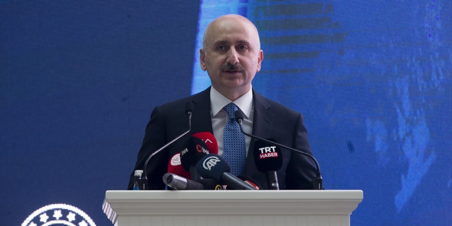 Ulaştırma Ve Altyapı Bakanı Karaismailoğlu: Öğrencilerimize Ücretsiz İnternet Paketlerini Vermeye Devam Edeceğiz