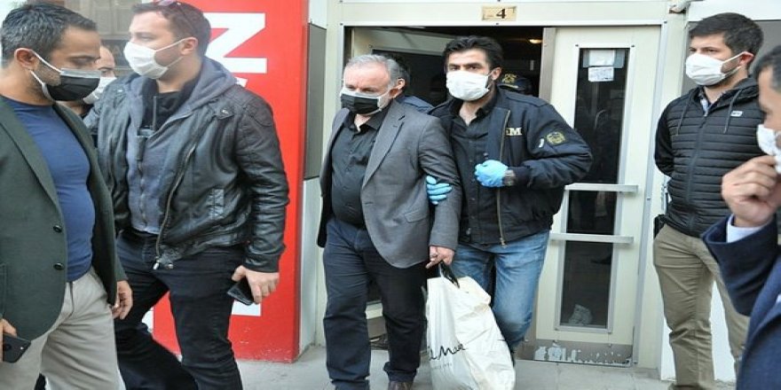 Ayhan Bilgen Belediye Başkanlığı'nı Bırakıyor