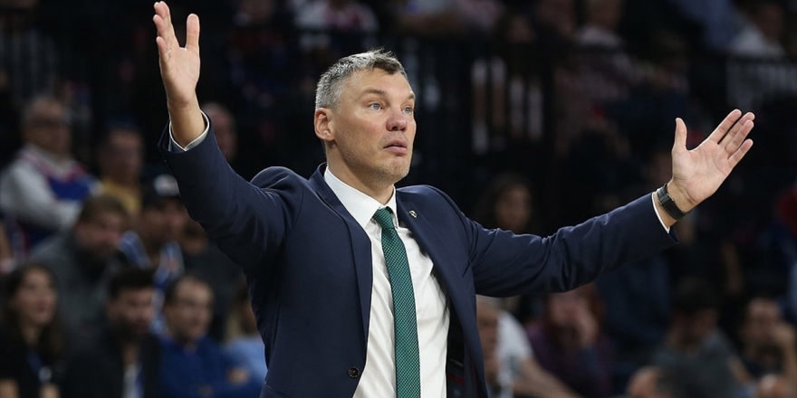 Barcelona Başantrenörü Jasikevicius Koronavirüse Yakalandı
