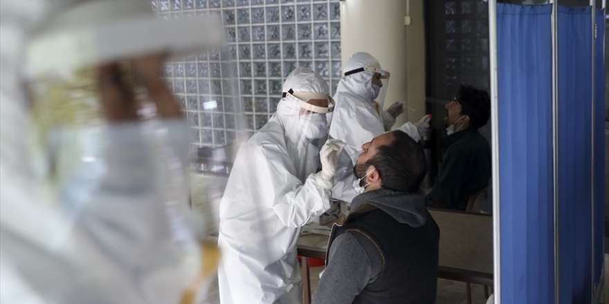 Türkiye'de Son 24 Saatte 1502 Kişiye Hastalık Tanısı Konuldu