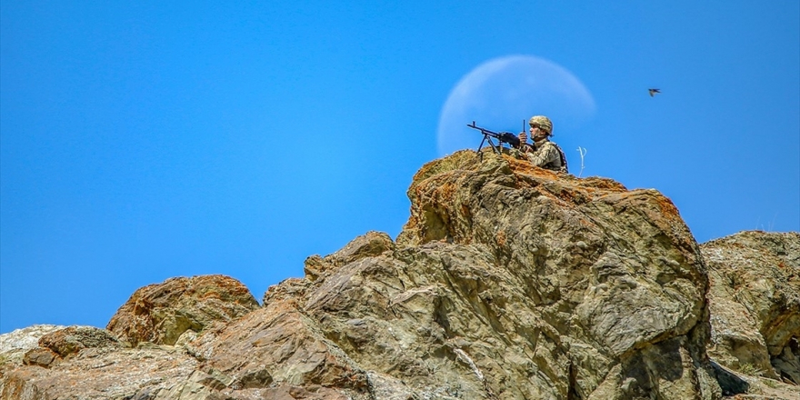 'Kırmızı' ve 'Turuncu' kategorideki 2 terörist etkisiz hale getirildi!