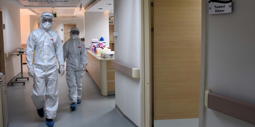 'Nefes Darlığı Olan Hastalarımız 'Lütfen Beni Uyutun' Diye Yalvarıyor'