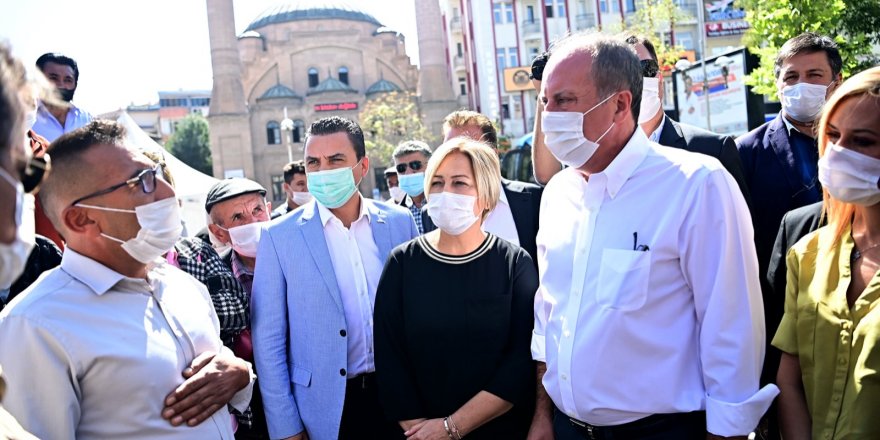 İnce'den Döviz Bürosu Önünde Çarpıcı Diyalog