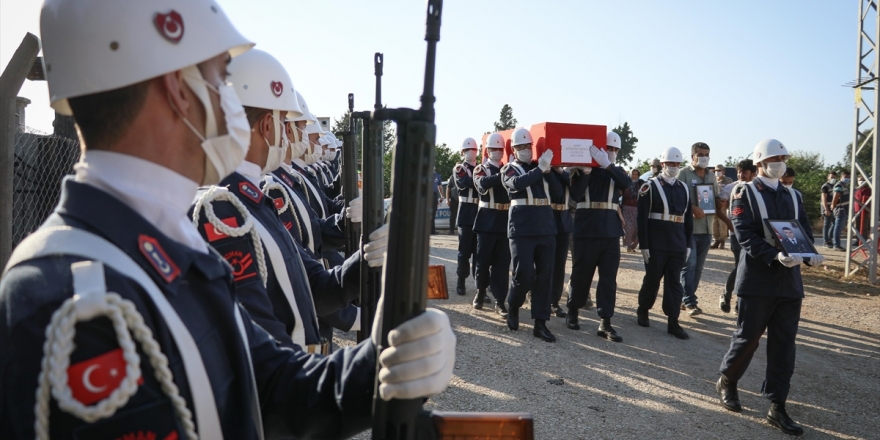 Şehit Jandarma Uzman Çavuş Hüseyin Yırtıcı Son Yolcuğuna Uğurlandı
