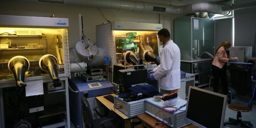 Türk Bilim İnsanlarından Güneş Pillerinin Verimliliğini Artıracak Yeni Yöntem