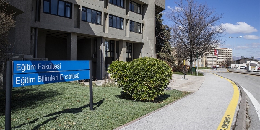 Yök Üniversite Kampüslerindeki Kovid-19 Tedbirlerine Yönelik Hijyen Kriterlerini Belirledi