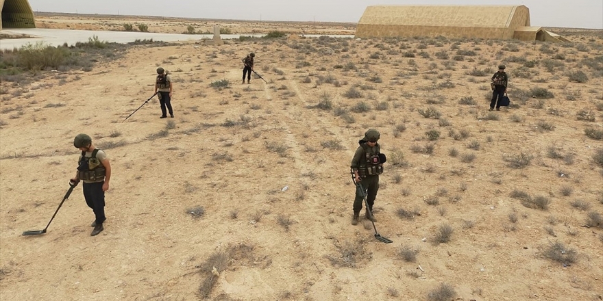 Libya'da Darbeci Hafter'in Tuzakladığı Mühimmatları Tsk Timleri İmha Ediyor