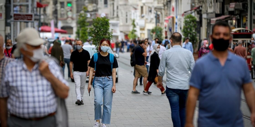 Türkiye'de Son 24 Saatte 1581 Kişiye Hastalık Tanısı Konuldu