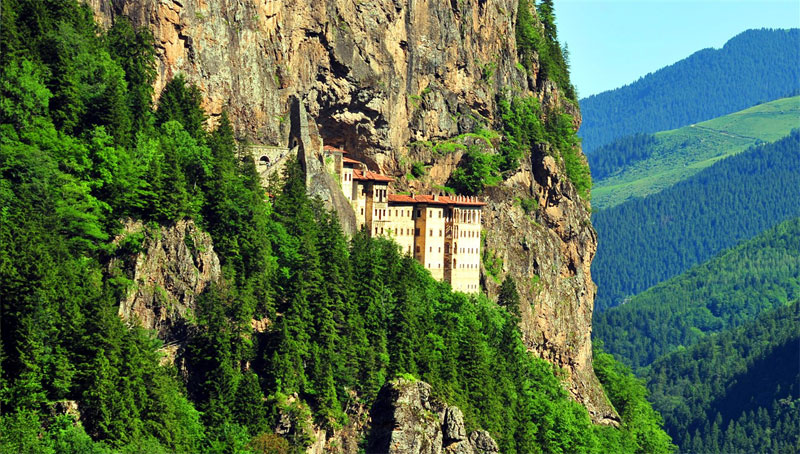 Sümela Manastırı'na iki ayda 107 bin ziyaretçi!