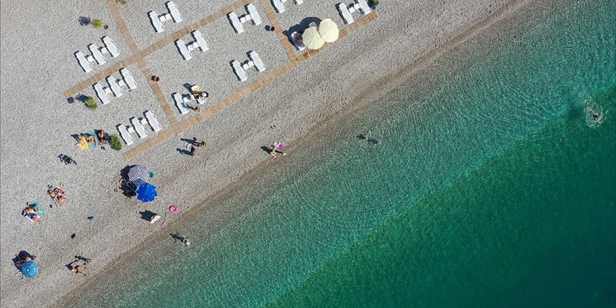 Sağlık Bakanlığının Yüzme Suyu Takip Sistemine Tatilcilerden Yoğun İlgi